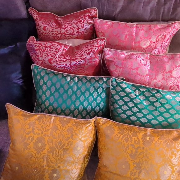 Pillow covers - Picture 1 of 8